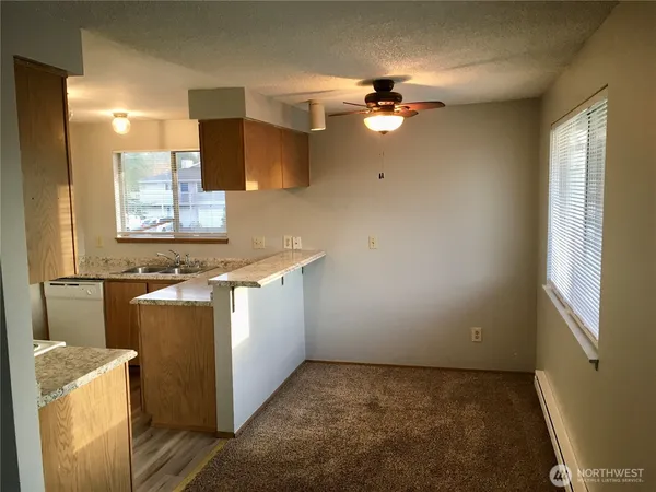 $950,000 | 915 30th Street Northeast, Unit 14, Auburn, WA 98002