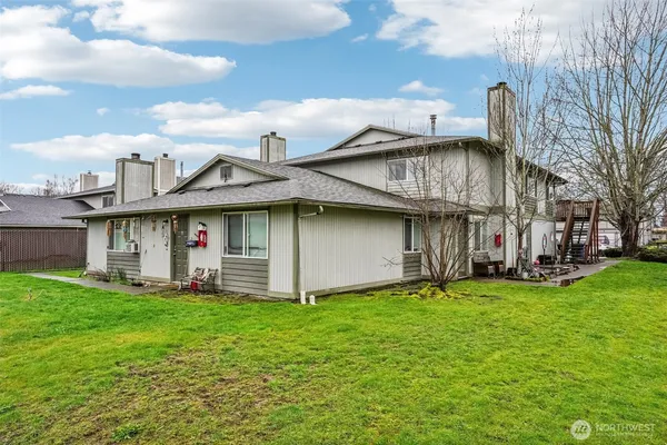 $950,000 | 915 30th Street Northeast, Unit 14, Auburn, WA 98002