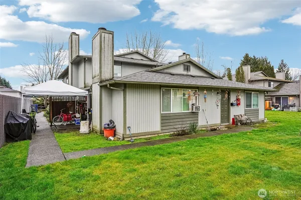 $950,000 | 915 30th Street Northeast, Unit 14, Auburn, WA 98002