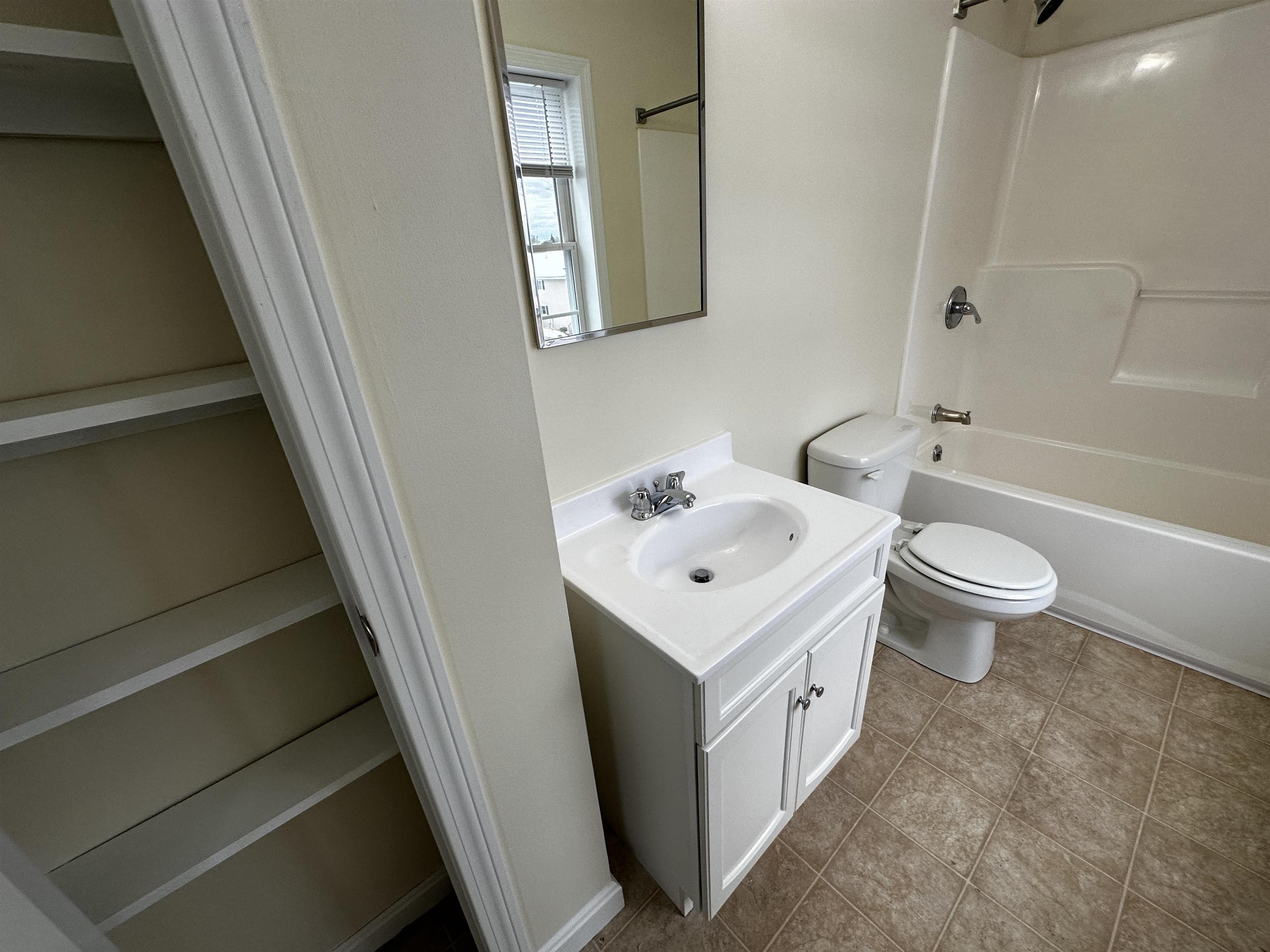 50 Sentinel Court, Unit 209 Manchester, NH 03103 - Photo 19 of 41