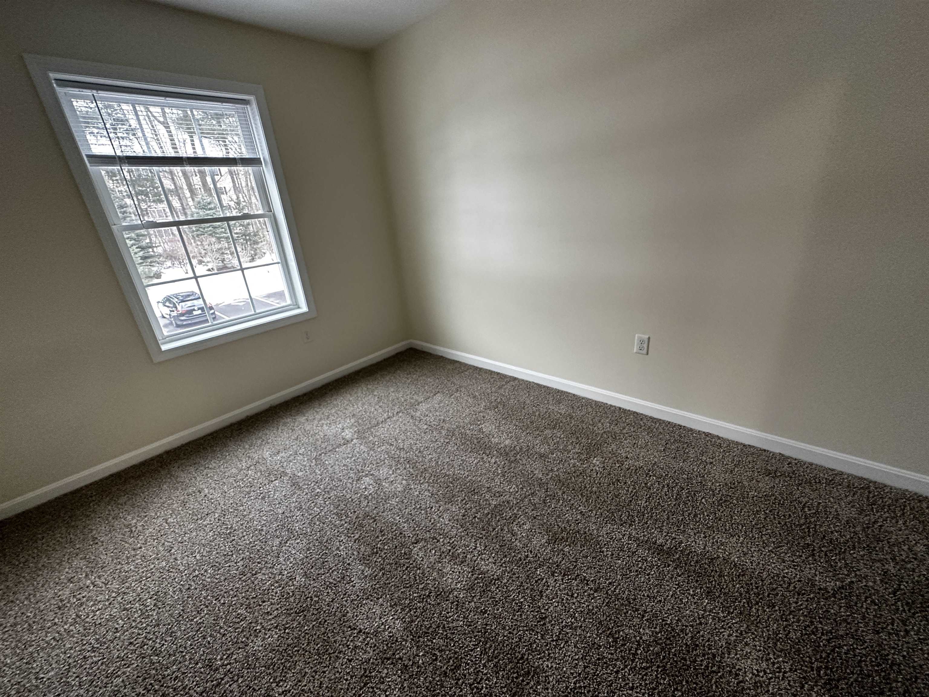 50 Sentinel Court, Unit 209 Manchester, NH 03103 - Photo 21 of 41
