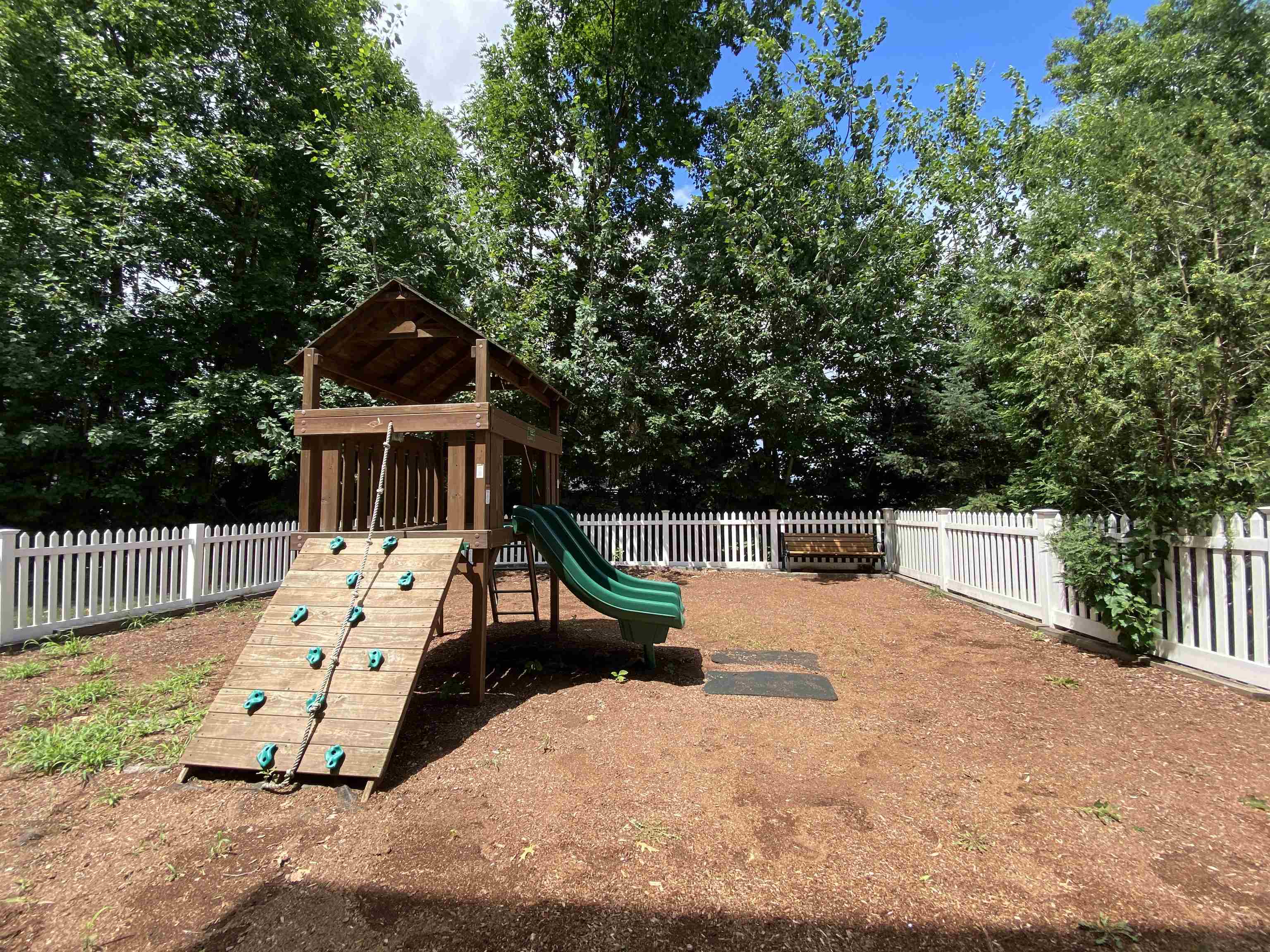 50 Sentinel Court, Unit 209 Manchester, NH 03103 - Photo 36 of 41