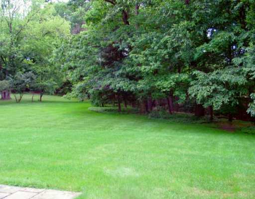 101 Royston Road Fox Chapel, PA 15238 - Photo 2 of 8 Patio/Deck.