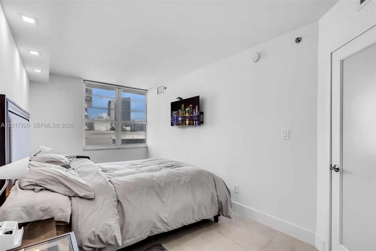 100 Lincoln Road, Unit 539 Miami Beach, FL 33139 - Photo 11 of 30