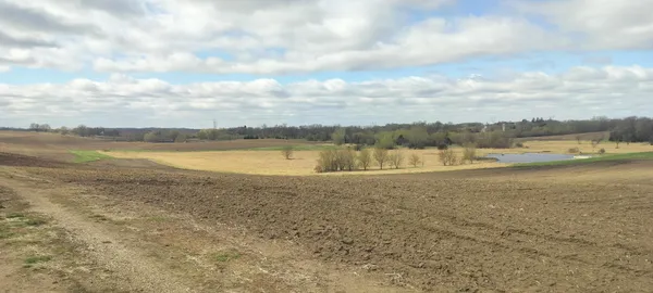 $349,500 | 10 County Road 10, Chaska, MN 55318