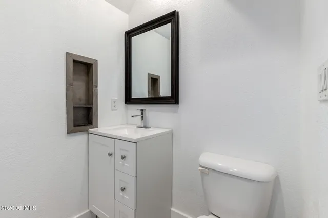 $344,000 | 1215 East Lemon Street, Unit 208, Tempe, AZ 85281