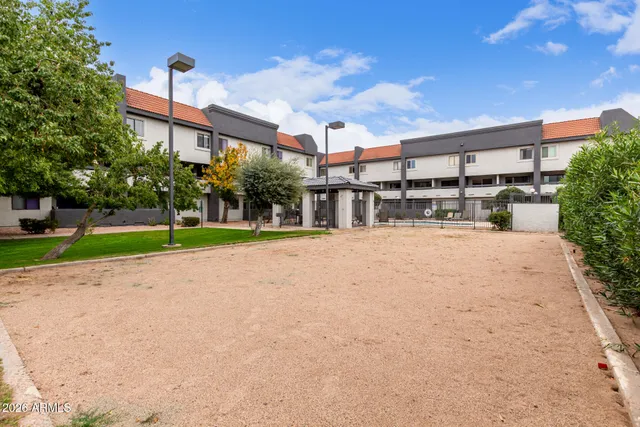 $344,000 | 1215 East Lemon Street, Unit 208, Tempe, AZ 85281