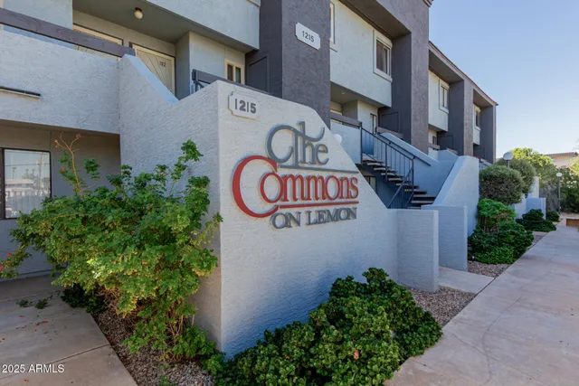 $344,000 | 1215 East Lemon Street, Unit 208, Tempe, AZ 85281