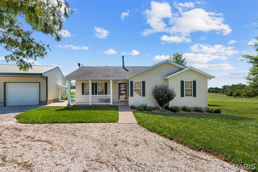 394 Mindy Lane Oak Ridge, MO 63769 - Photo 2 of 69