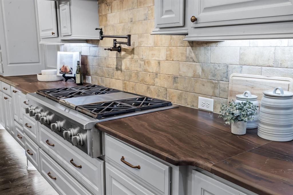 521 Waters Edge Way Oak Point, TX 75068 - Photo 8 of 40