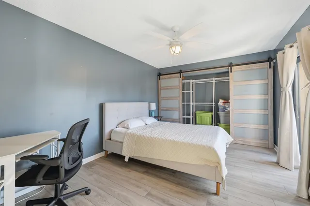 $299,900 | 5804 Southeast Windsong Lane, Unit 220, Stuart, FL 34997