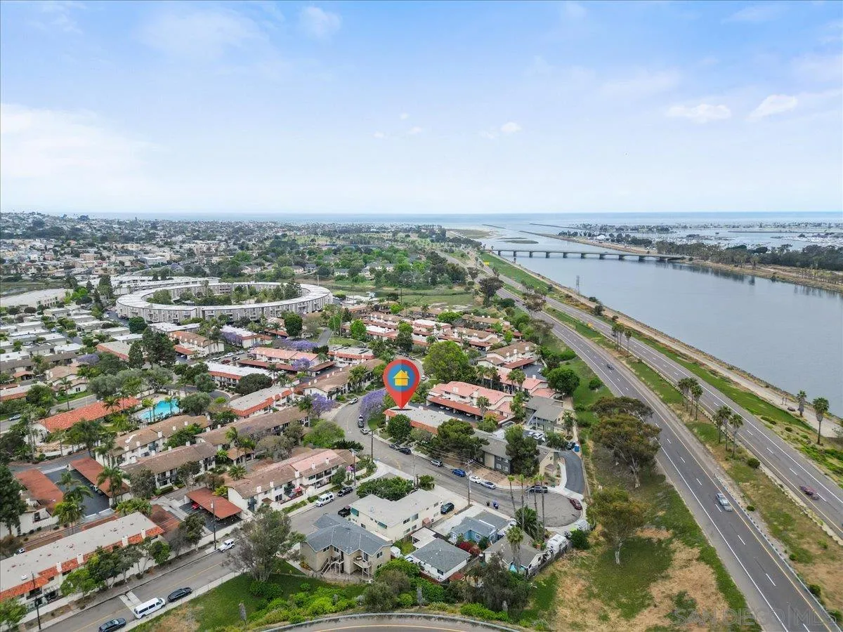 3288 Loma Riviera Drive San Diego, CA 92110 - Photo 31 of 38