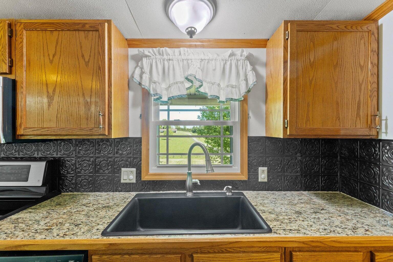 1078 Graves Road Stamping Ground, KY 40379 - Photo 10 of 42 20230507134845074764000000-o