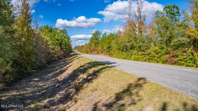 $25,000 | 1 County Road 3122, French Camp, MS 39745
