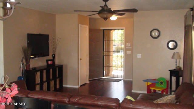 6419 West Beverly Road Laveen, AZ 85339 - Photo 2 of 24 Entry