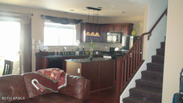 6419 West Beverly Road Laveen, AZ 85339 - Photo 6 of 24 Kitchen