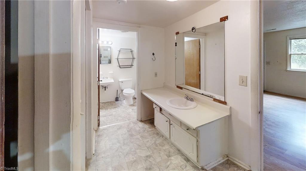 500 Dixie Trail, Unit A Raleigh, NC 27607 - Photo 14 of 50