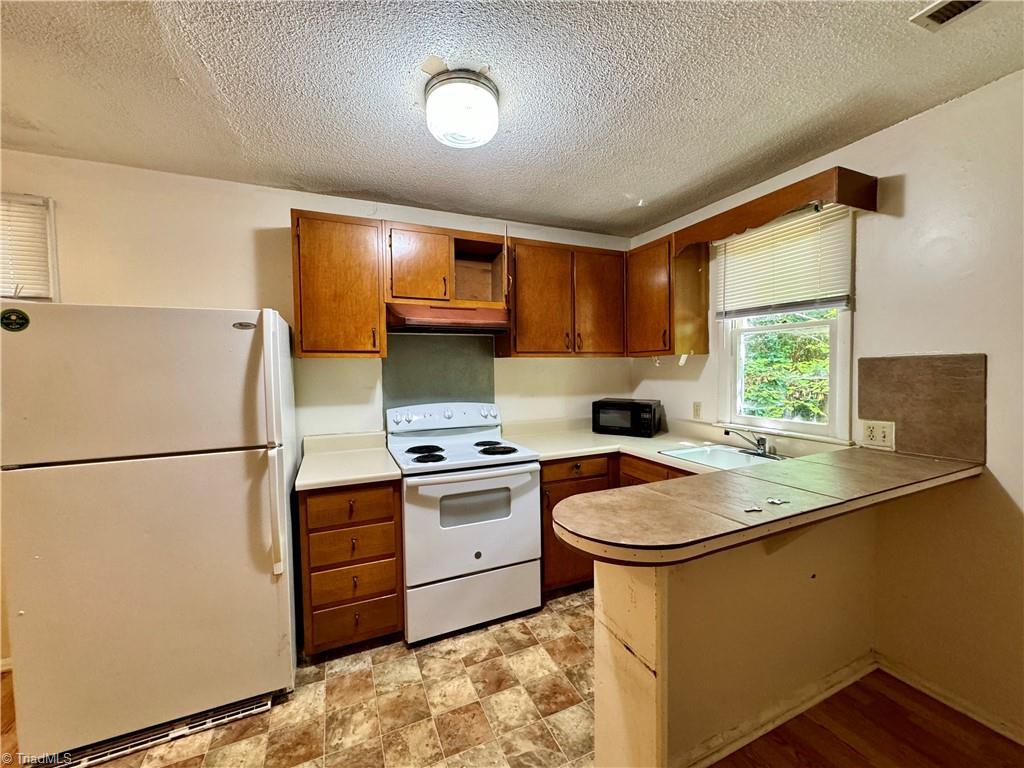 500 Dixie Trail, Unit A Raleigh, NC 27607 - Photo 27 of 50