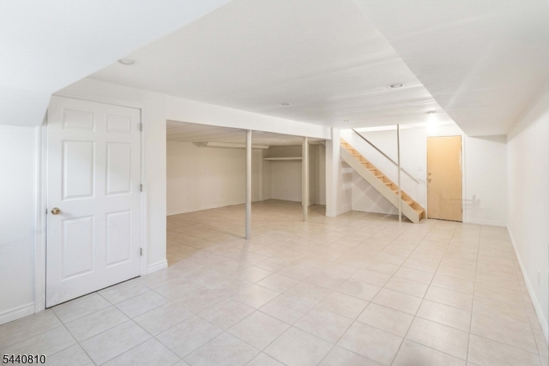 56 Union Hill Road Morris Plains, NJ 07950 - Photo 28 of 36