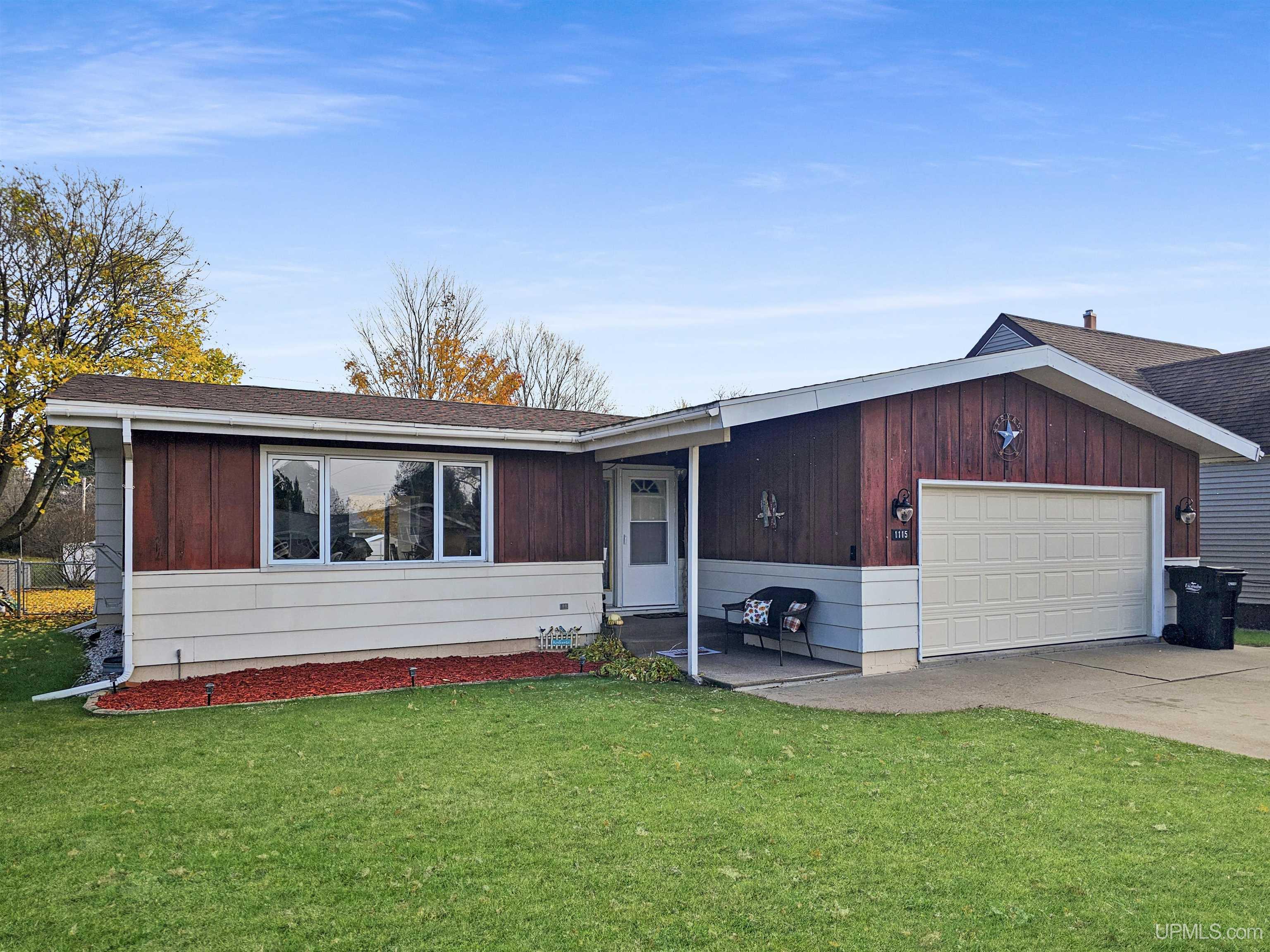 1115 South Lincoln Road Escanaba, MI 49829 - Photo 1 of 37 Gallery Image 1