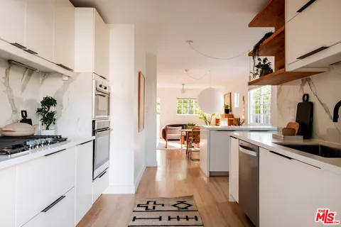 $699,000 | 5922 4th Avenue, Los Angeles, CA 90043