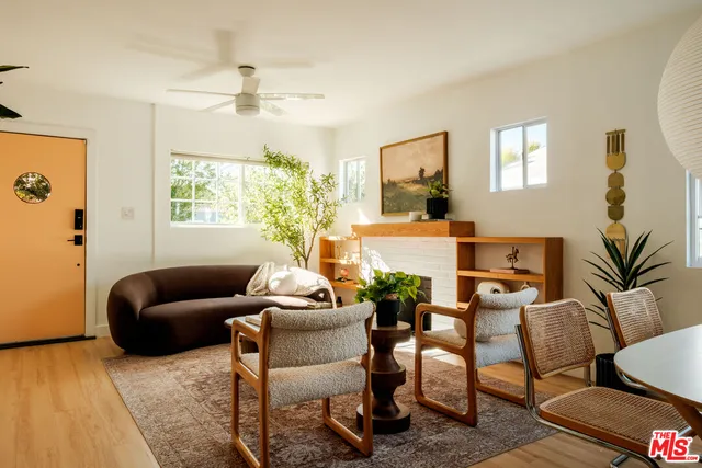 $699,000 | 5922 4th Avenue, Los Angeles, CA 90043