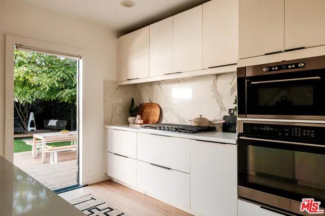 $699,000 | 5922 4th Avenue, Los Angeles, CA 90043