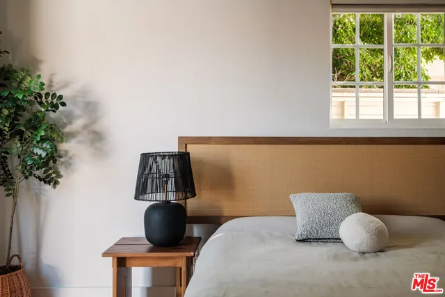 $699,000 | 5922 4th Avenue, Los Angeles, CA 90043