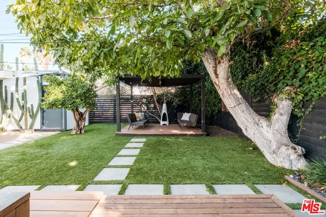 $699,000 | 5922 4th Avenue, Los Angeles, CA 90043