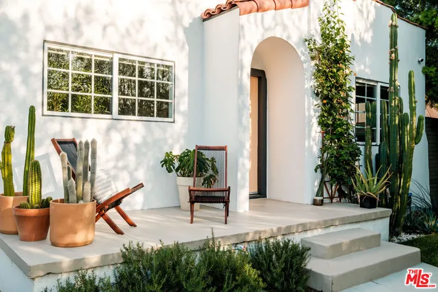 $699,000 | 5922 4th Avenue, Los Angeles, CA 90043