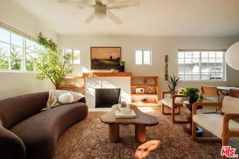 $699,000 | 5922 4th Avenue, Los Angeles, CA 90043