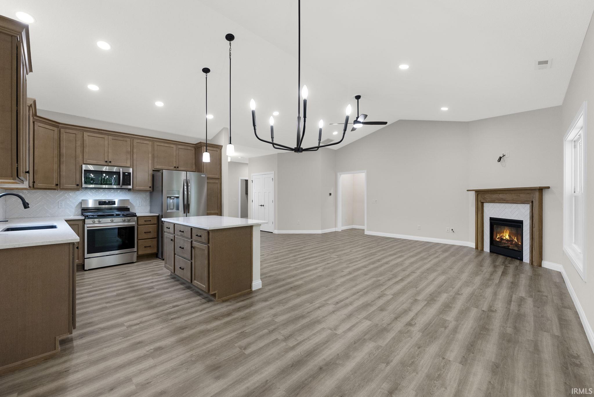 8245 Caverango Boulevard Fort Wayne, IN 46815 - Photo 13 of 36