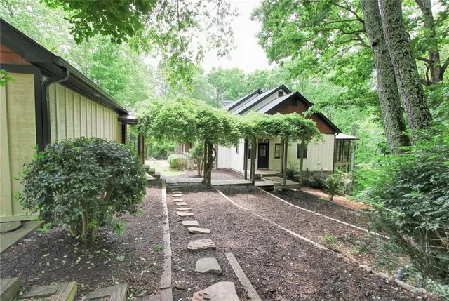 $975,000 | 445 Lula Payne Trail, Ball Ground, GA 30107