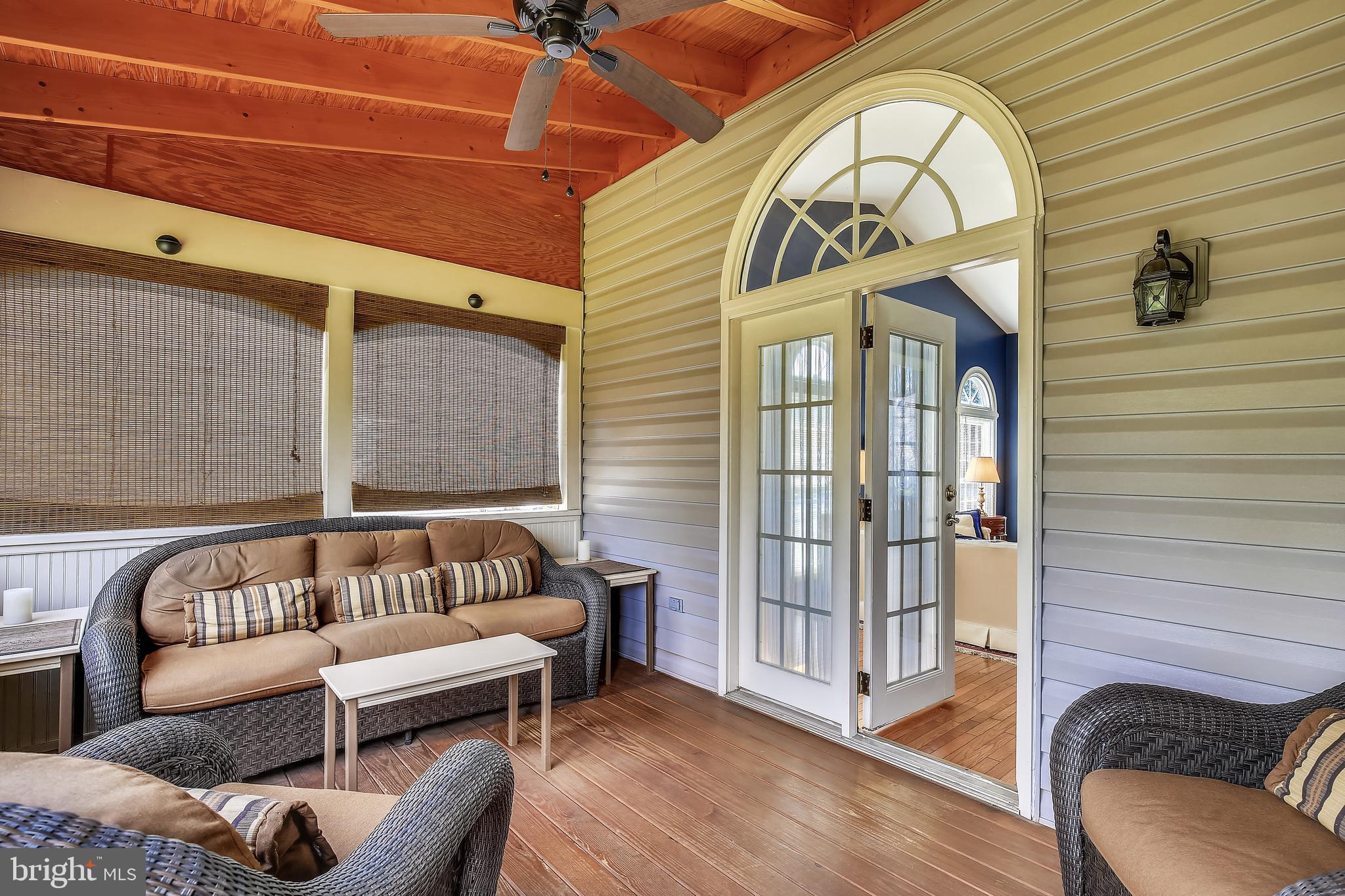 4625 Sutton Oaks Drive Chantilly, VA 20151 - Photo 20 of 60 Perfect for morning coffee!