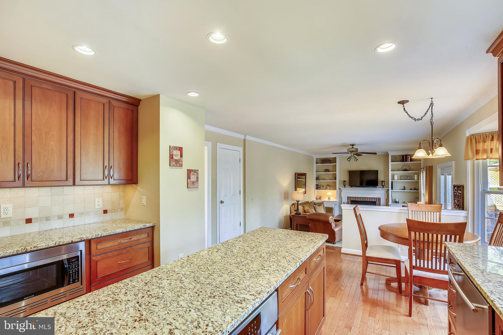 4625 Sutton Oaks Drive Chantilly, VA 20151 - Photo 6 of 60 Open concept to family room