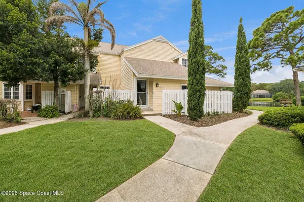 $270,000 | 718 Fairway Drive, Melbourne, FL 32940