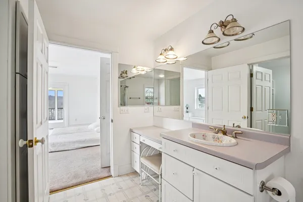 $674,900 | S1135 Rhine Drive, La Valle, WI 53941