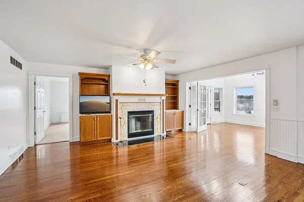 $674,900 | S1135 Rhine Drive, La Valle, WI 53941