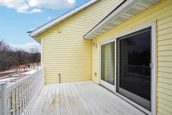 $674,900 | S1135 Rhine Drive, La Valle, WI 53941