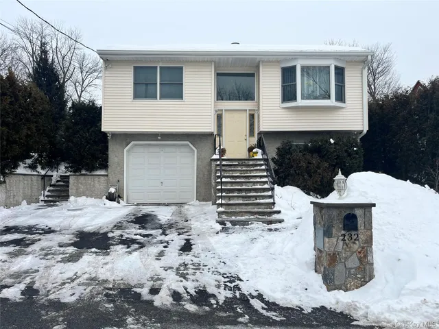$2,300 | Undisclosed Address, Elmsford, NY 10523