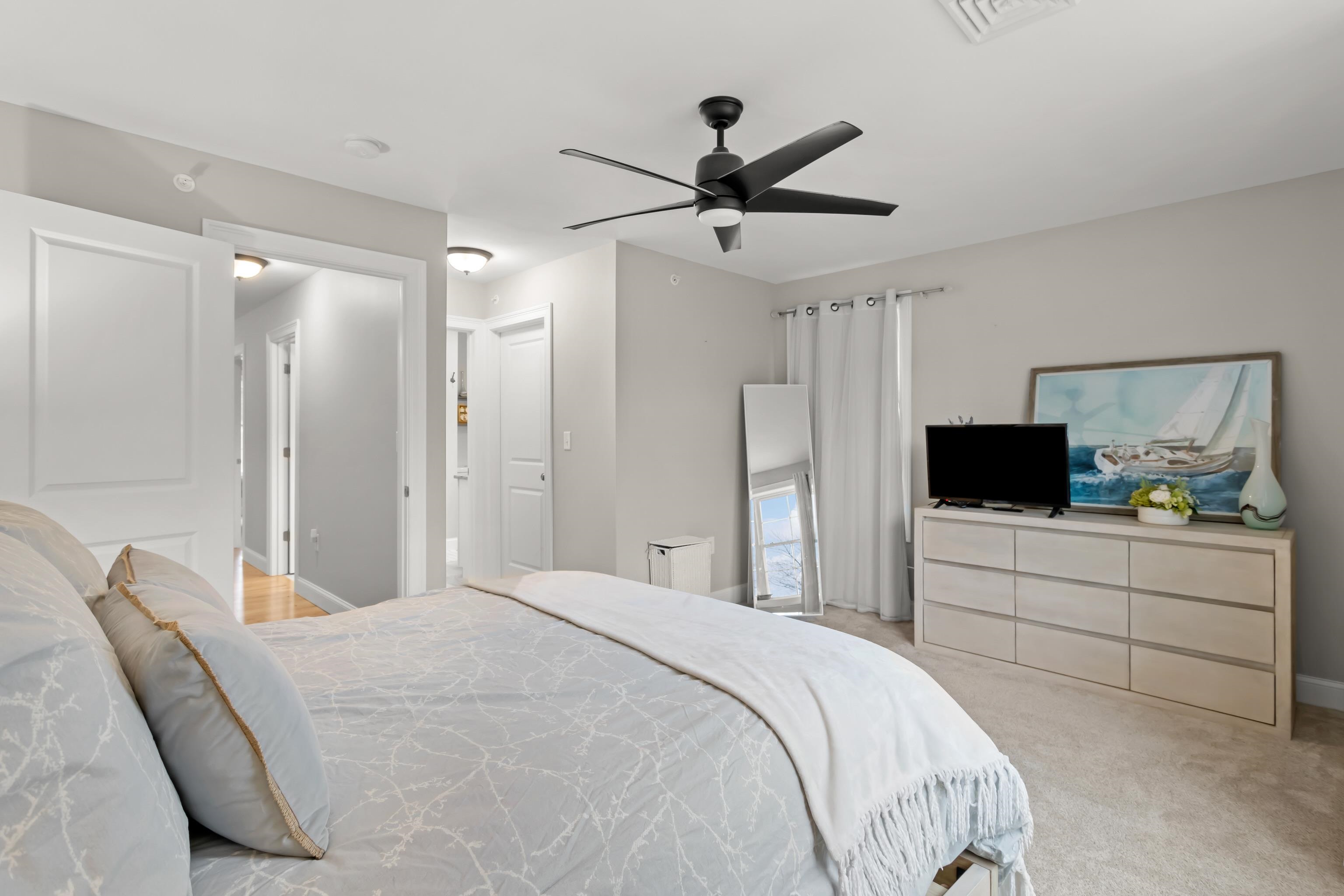 18 Maple Street, Unit 1 Derry, NH 03038 - Photo 20 of 31