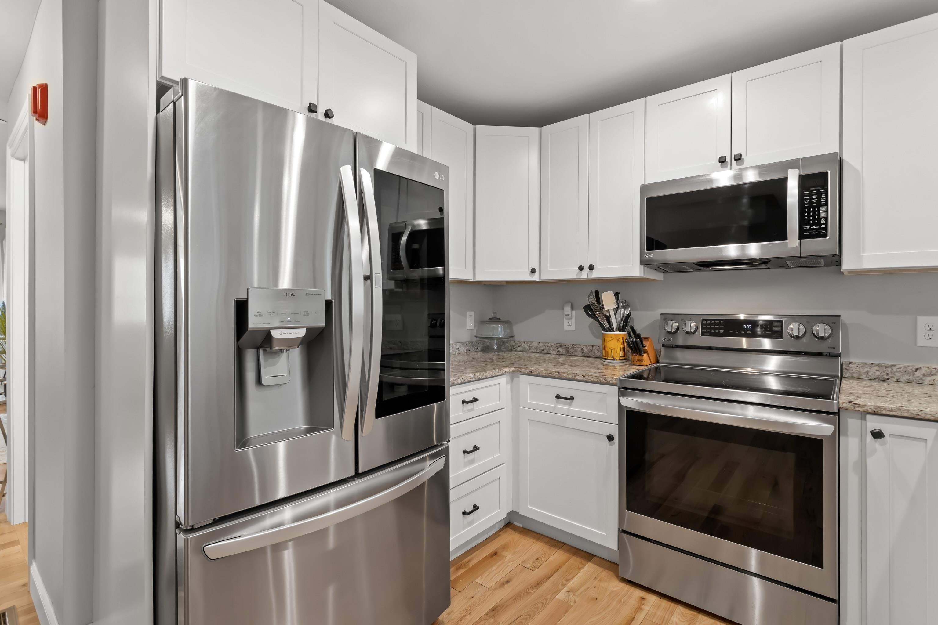 18 Maple Street, Unit 1 Derry, NH 03038 - Photo 8 of 31