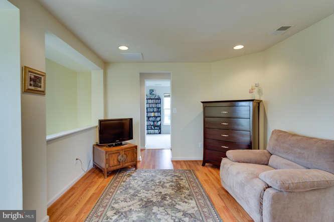 9233 Ribbon Falls Loop Bristow, VA 20136 - Photo 20 of 29 Interior (General)