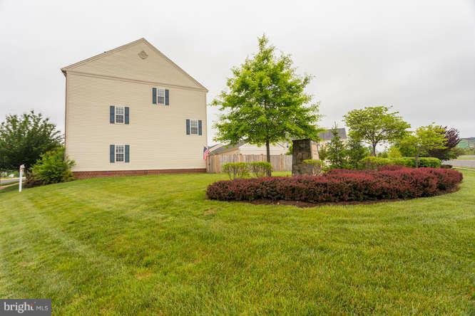 9233 Ribbon Falls Loop Bristow, VA 20136 - Photo 28 of 29 Exterior (General)