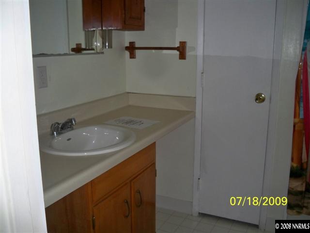 62 Smithridge Reno, NV 89502 - Photo 5 of 8 Photo 5