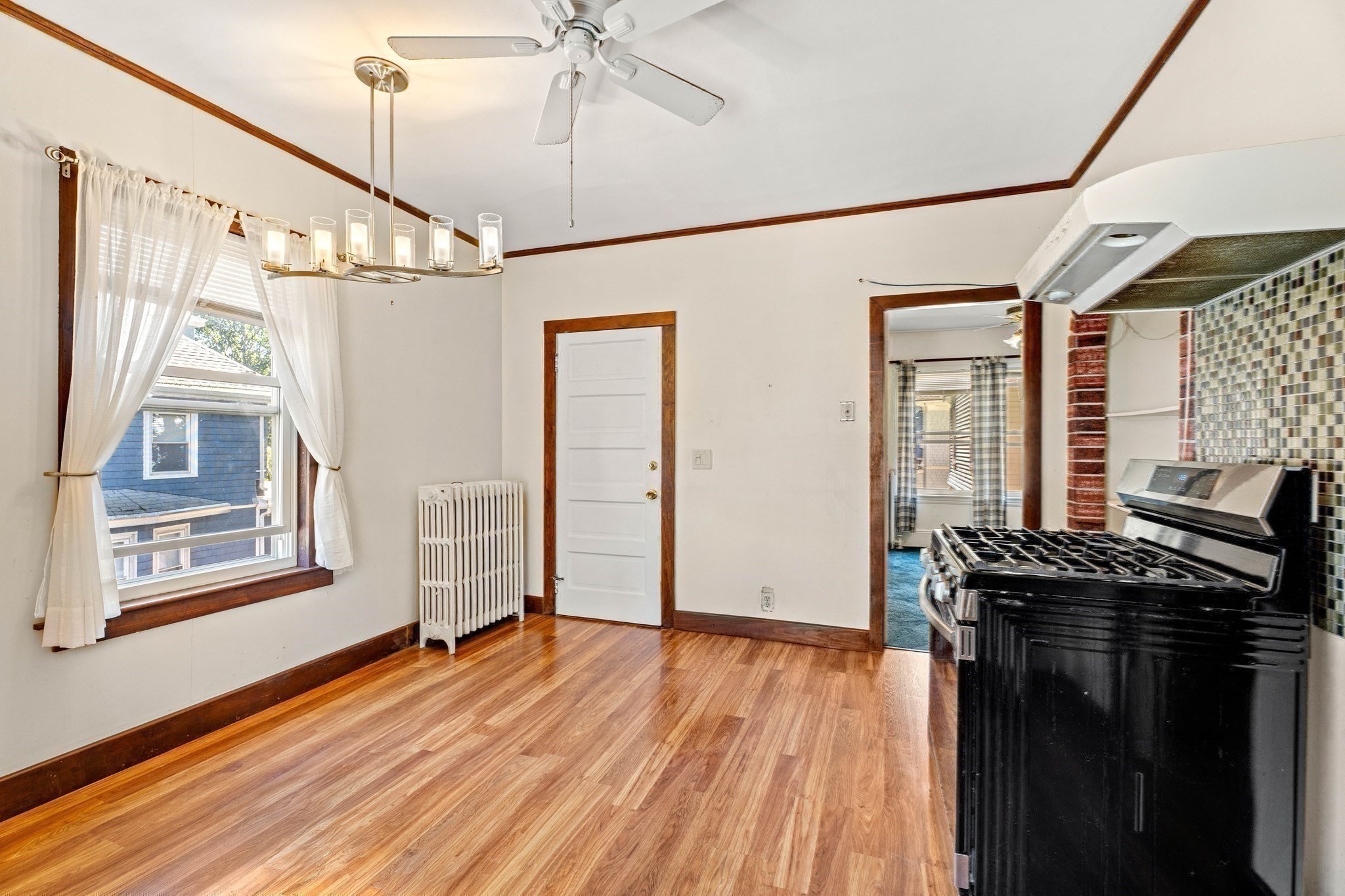 99 Farragut Road Swampscott, MA 01907 - Photo 18 of 29 Gallery Image 18