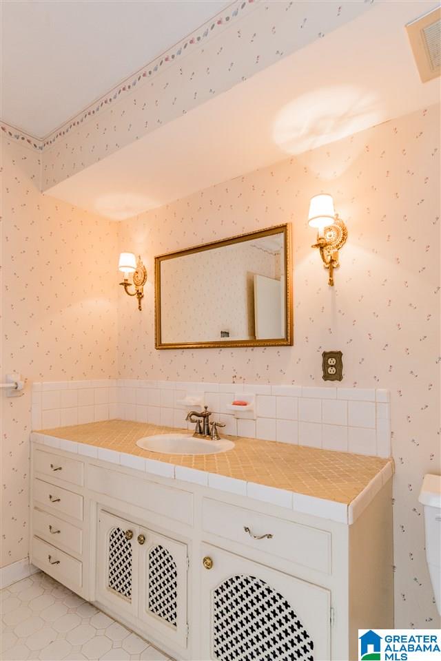 1746 Cornwall Road Birmingham, AL 35226 - Photo 31 of 43 Gallery Image 31