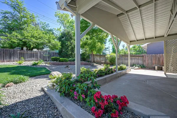 $575,000 | 5824 Hesper Way, Carmichael, CA 95608