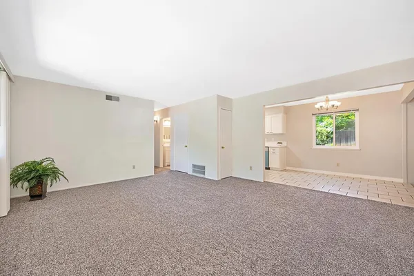 $575,000 | 5824 Hesper Way, Carmichael, CA 95608