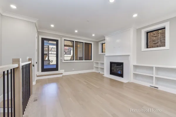 $9,500 | 2135 North Lakewood Avenue, Unit 1, Chicago, IL 60614